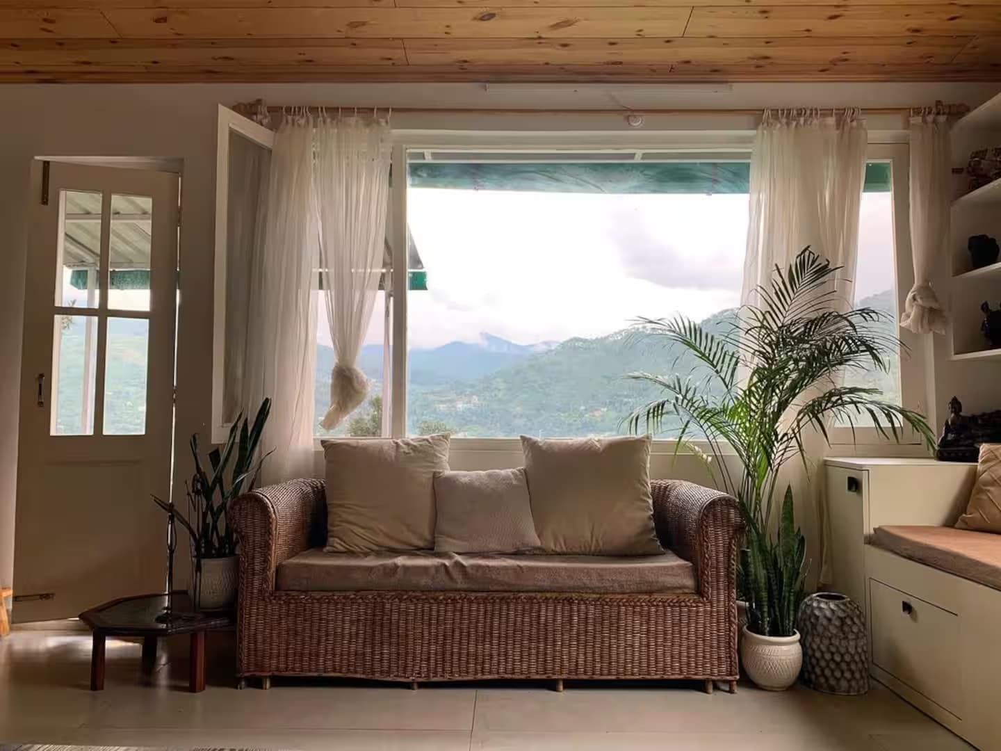 Spacious Platinum Suite